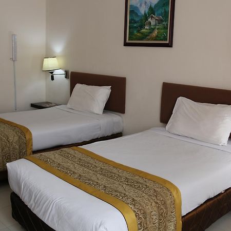 Edc Uum Sintok Hotel Sintuk Buitenkant foto