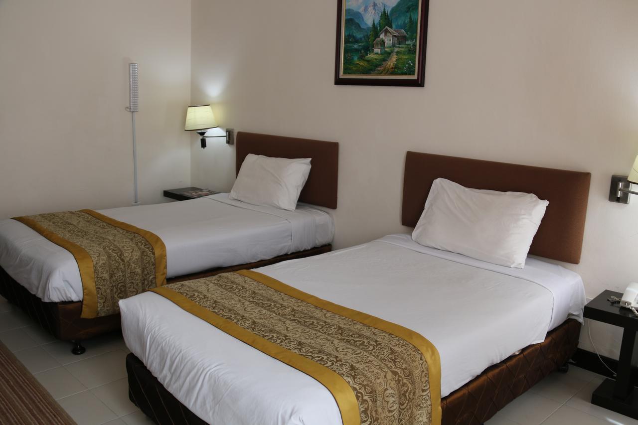 Edc Uum Sintok Hotel Sintuk Buitenkant foto
