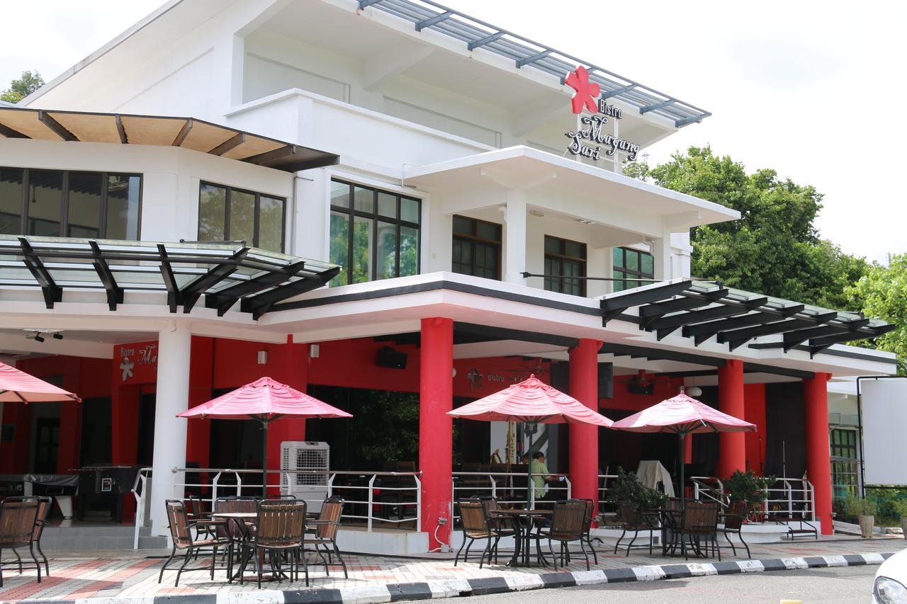Edc Uum Sintok Hotel Sintuk Buitenkant foto
