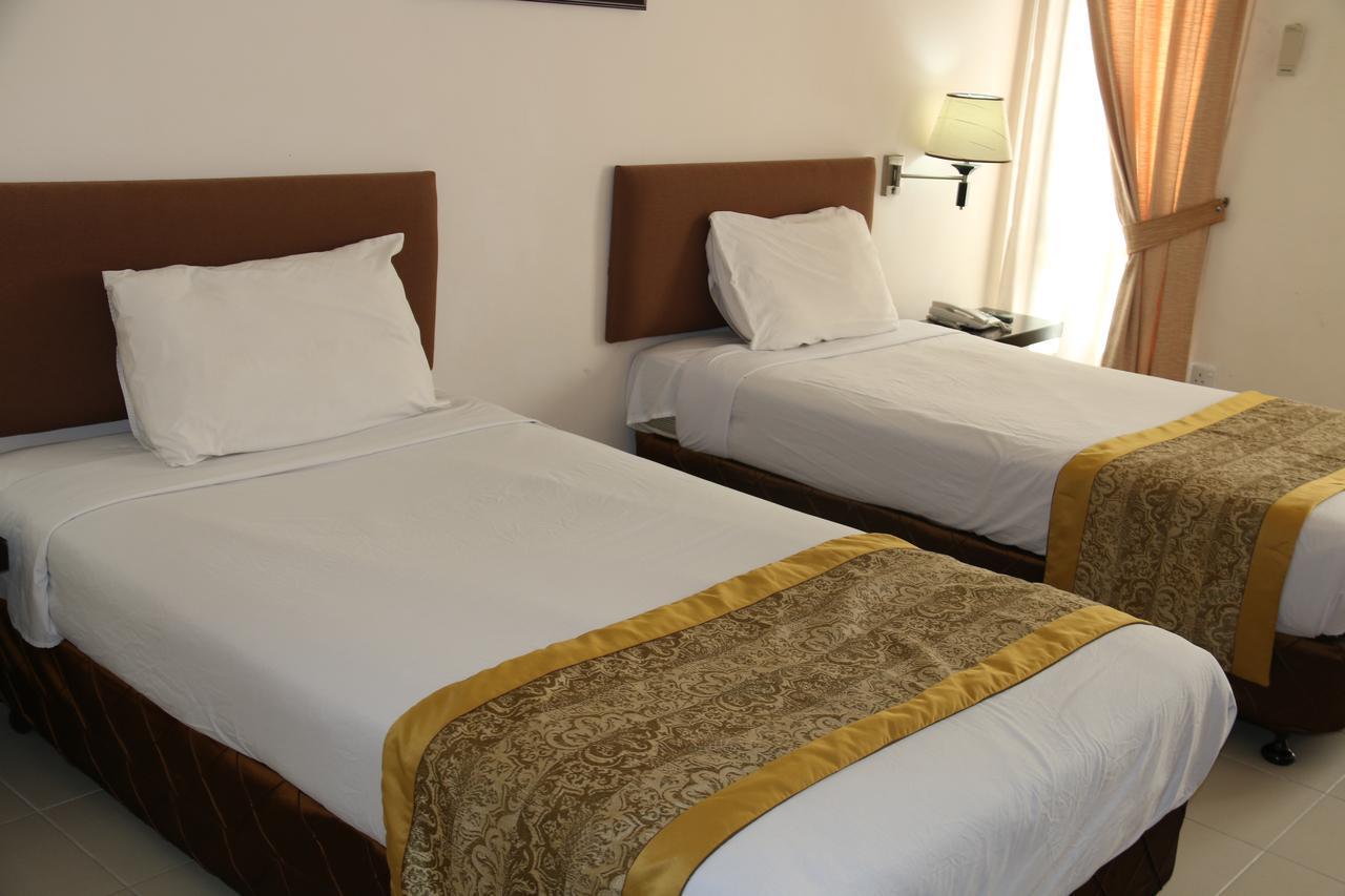 Edc Uum Sintok Hotel Sintuk Buitenkant foto